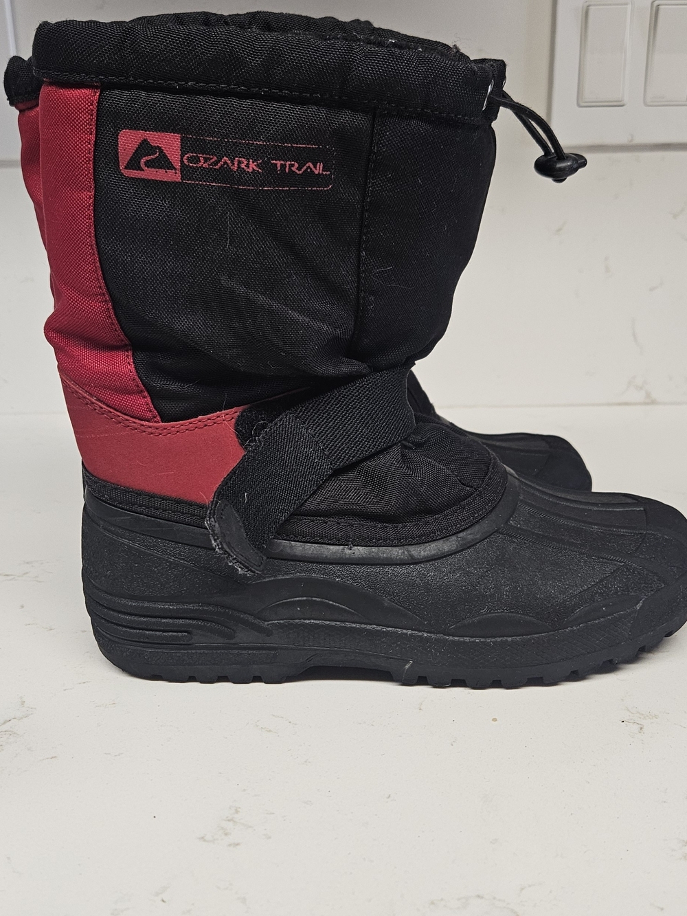 Ozark Trail Black and Red Kids Snow Boots